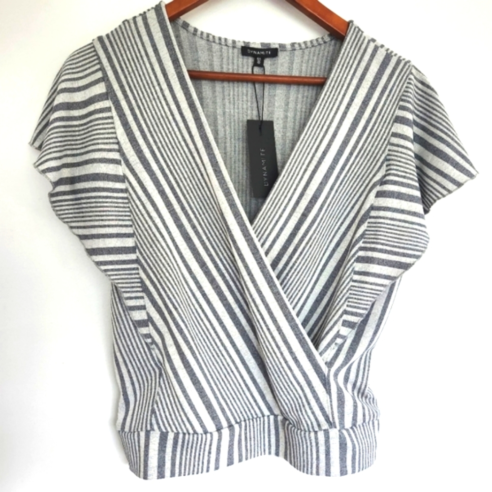NWT Short sleeve blouse